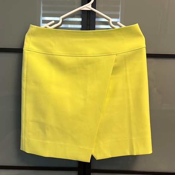 J CREW SKIRT - size 4 - Picture 1 of 4